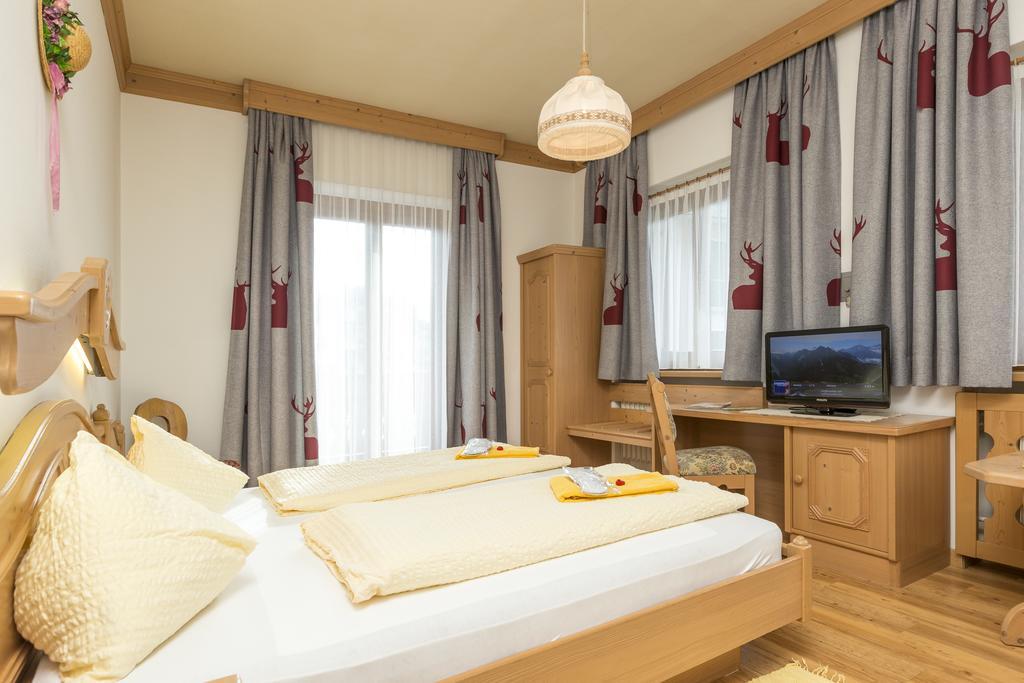 Landhotel Tharerwirt Olang Экстерьер фото