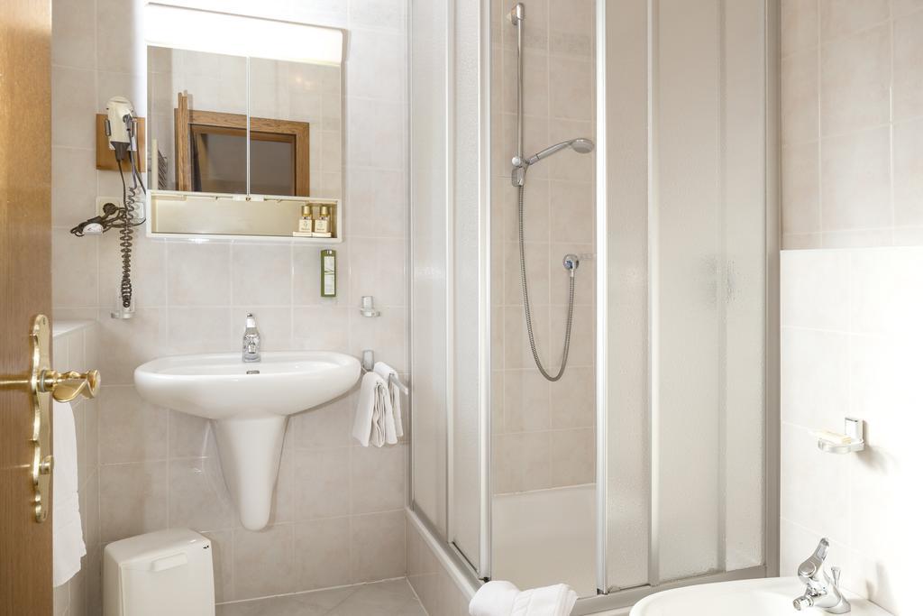 Landhotel Tharerwirt Olang Экстерьер фото