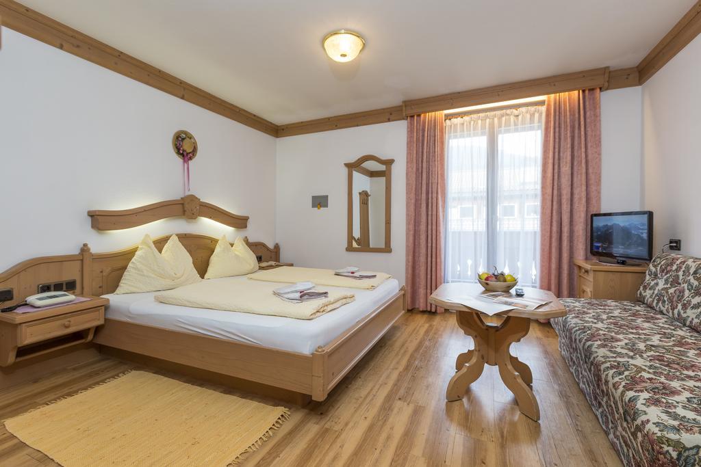 Landhotel Tharerwirt Olang Экстерьер фото